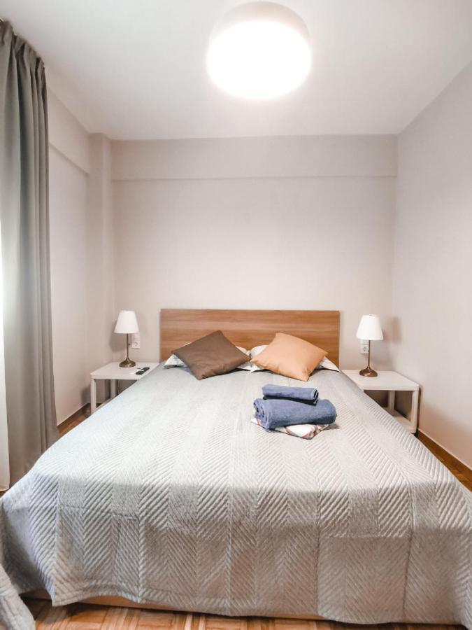 Tip Top Apartment Chalkís エクステリア 写真