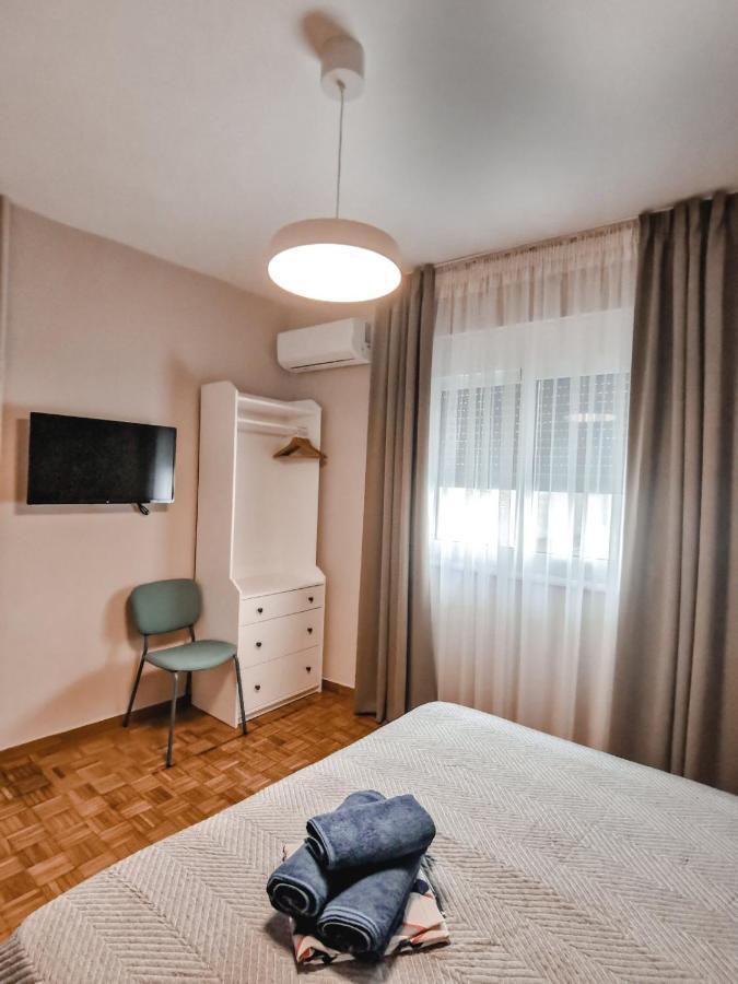 Tip Top Apartment Chalkís エクステリア 写真