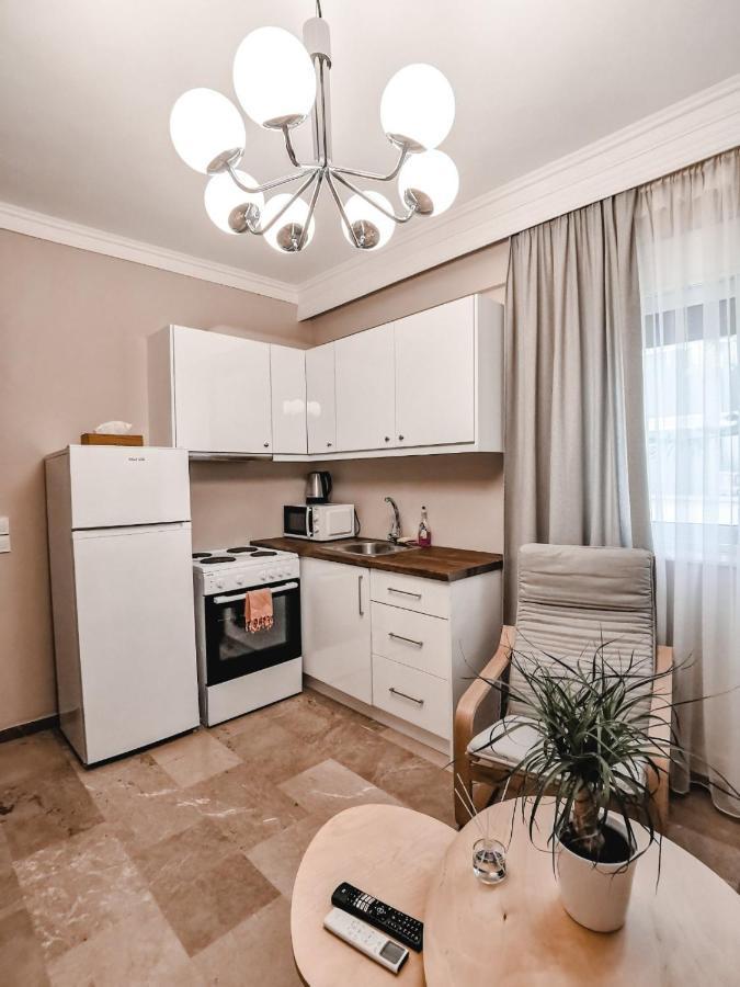 Tip Top Apartment Chalkís エクステリア 写真