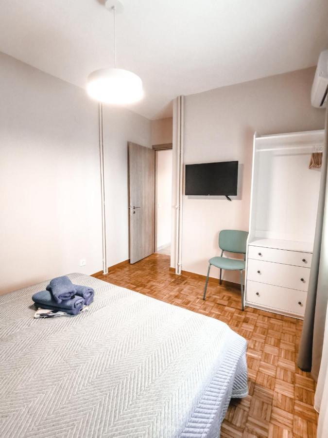 Tip Top Apartment Chalkís エクステリア 写真