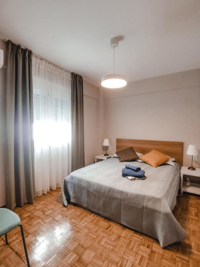 Tip Top Apartment Chalkís エクステリア 写真